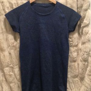 Lululemon t shirt!